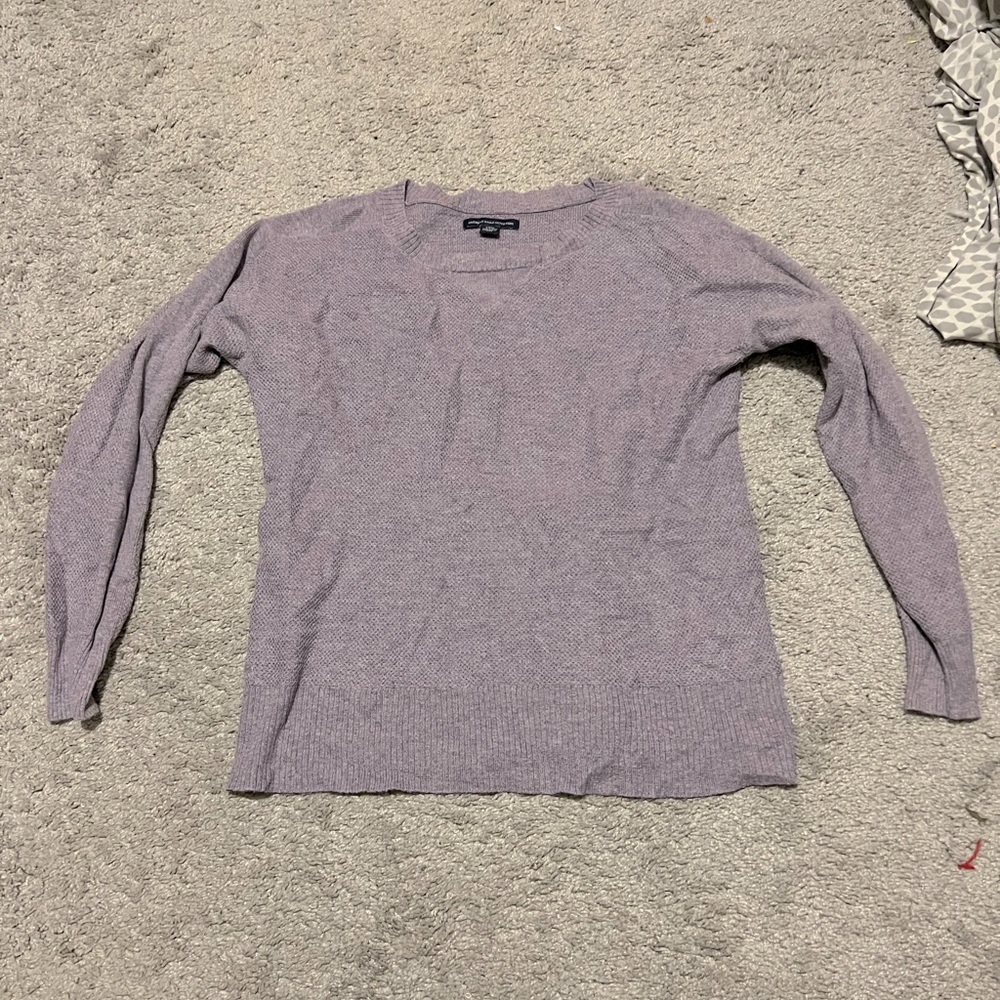 American Eagle sweater